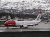Boeing 737-8Q8